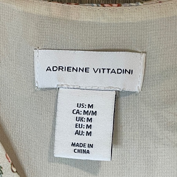 Adrienne Vittadini cold shoulder blouse Size M - Picture 3 of 6